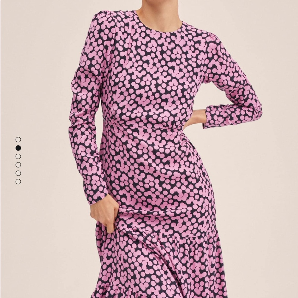 NWT PRINTED CUT OUT DETAIL DRESS